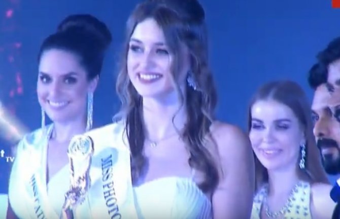 Miss World Glam: Bjelopoljka Miss fotogeničnosti, pobjednica Miss SAD(VIDEO)