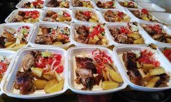 Vaskrs je vrijeme za solidarnost: Pristojan obrok za 50 najugroženijih porodica
