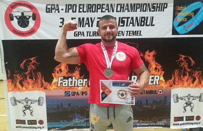 Bjelopoljac opet osvojio zlato na Evropskom prvenstvu: Podigao 210 kg