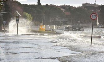 Hrvatska pod meteoalarmom: Jaki udari bure i olujnog vjetra