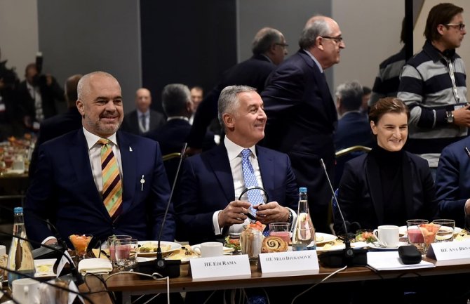 Đukanović na otvaranju godišnjeg sastanka EBRD-a (FOTO)