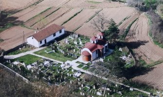KiM: Obijena i opljačkana crkva Sv. Paraskeve u Vučitrnu