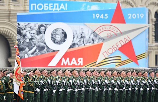 U Moskvi Parada pobjede, Putin: Zahvalnost zaštitnicima otadžbine koji su razbili nacizam