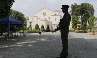 Vlasti Šri Lanke nakon napada na džamije u cijeloj zemlji uvele policijski čas
