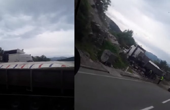 Udes na putu Podgorica- Danilovgrad, kamion udario u brdo, povrijeđen vozač (VIDEO)