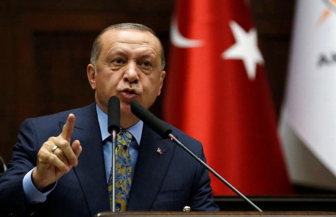 Erdogan nastavlja čistku: Naređeno hapšenje 249 diplomata