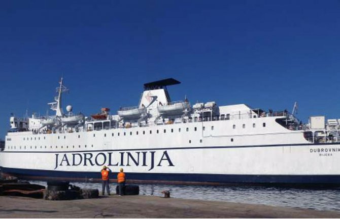 Bar i Bari će i ove godine spajati brod Dubrovnik