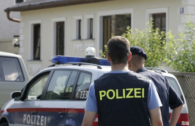 Austrija: Srbin nožem ubio suprugu u stanu