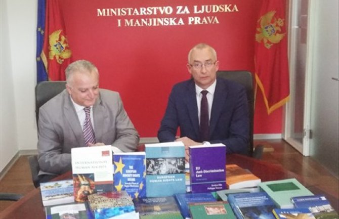 Donacijom Vlade Mađarske započela realizacija projekta biblioteke o ljudskim pravima