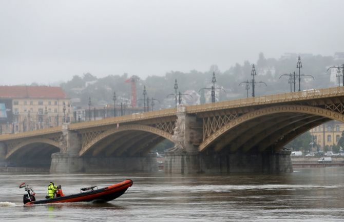 Mađarska: Izvučena još dva tijela žrtava nesreće na Dunavu