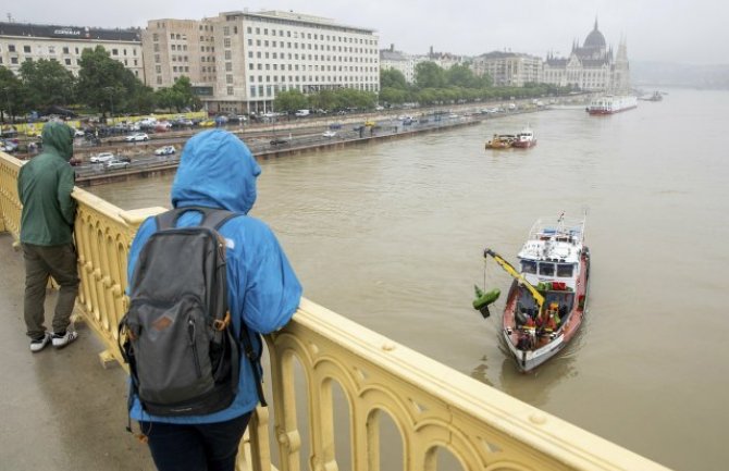 U potrazi nakon brodske nesreće u Mađarskoj nađeno još jedno tijelo turiste