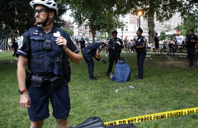Panika na Paradi ponosa:  Više ljudi povrijeđeno u stampedu u Vašingtonu zbog navodnog pucnja
