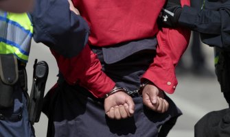 Albanac uhapšen zbog pokušaja ubistva Arsića u Tivtu, nožem ga izbo u grudi nakon svađe