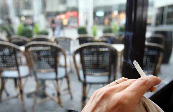 Zabrana pušenja smanjuje prihode lokala ili ipak ne?