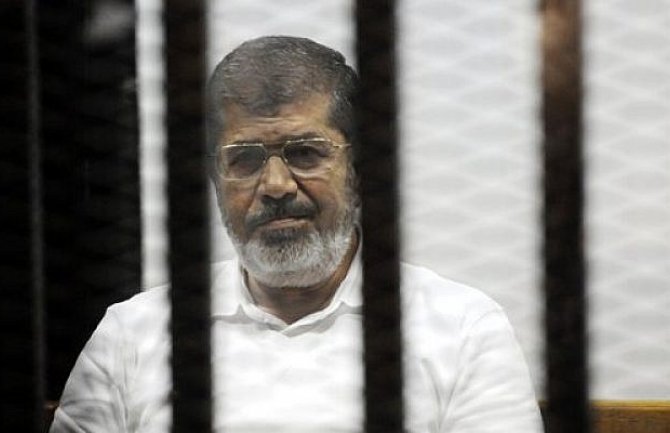 Bivši predsjednik Egipta umro tokom suđenja