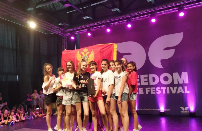 8 zlatnih medalja za plesni klub iz Nikšića na međunarodnom takmičenju u Budimpešti