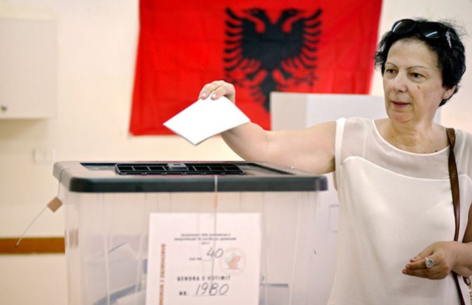 Počeli lokalni izbori u Albaniji, opozicija bojkotuje