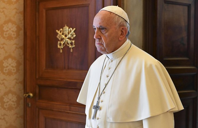 Papa Franjo: Vrijeme je da se borimo protiv kovida, siromaštva i globalnog zagrijevanja