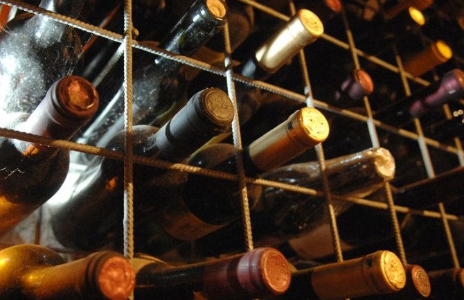 Lopovi probili zid i ukrali vino vrijedno stotine hiljada eura