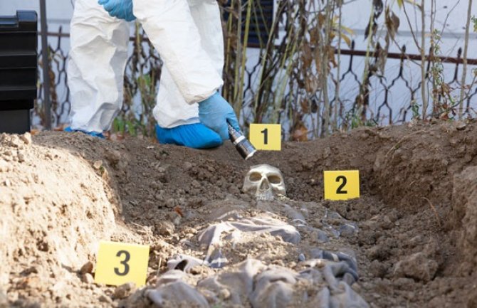 Otkrivena masovna grobnica s najmanje 12 tijela ubijenih