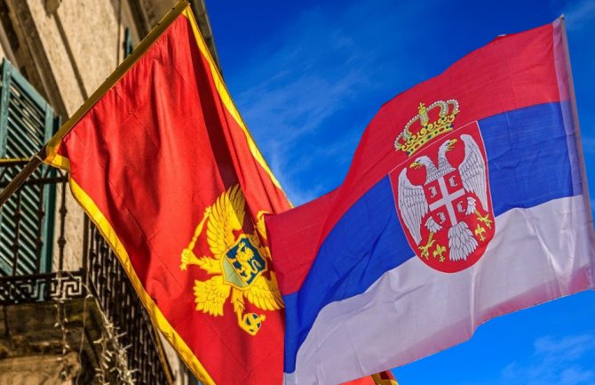 Polovina građana Srbije doživljava Crnu Goru kao svoju zemlju
