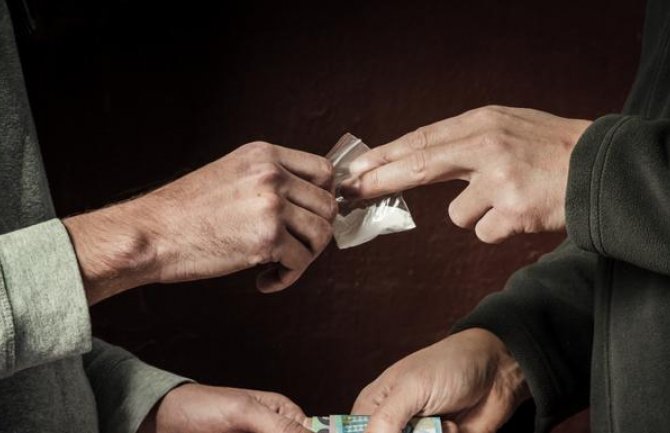 Policija u Podgorici zbog ulične prodaje opojnih droga procesuirala 31 lice