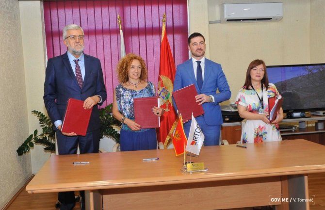 Gutjereš: Potpisivanje Kolektivnog ugovora sa RTCG izuzetno pozitivan signal za region