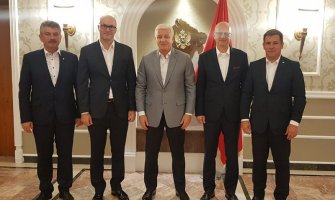 Crna Gora će nastaviti snažne reforme, politika proširenja EU nema alternativu