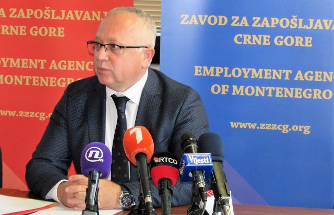 Mustafić: Trend rasta broja zaposlenih, angažovano 10,36 hiljada sezonaca