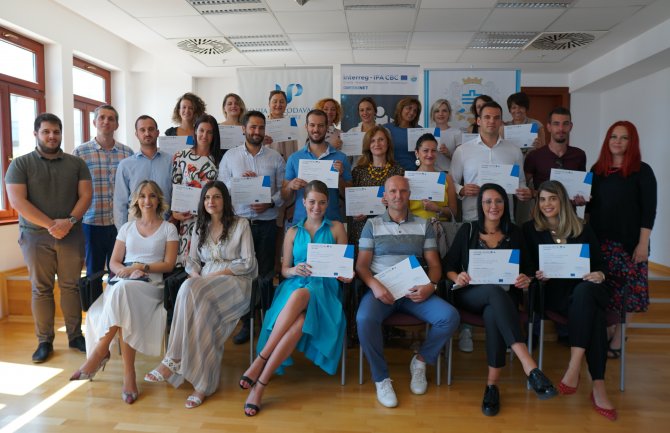Dodijeljeni sertifikati polaznicima obuka u Centru kompetencija Podgorica