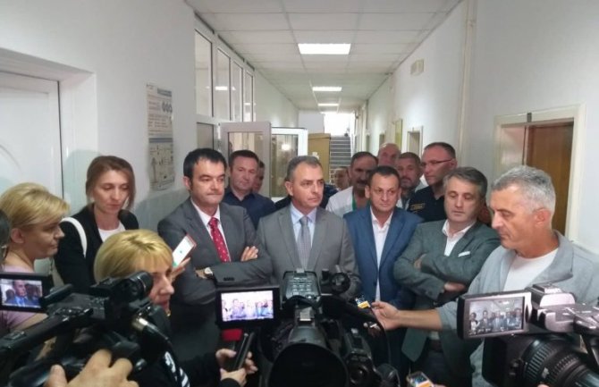 Hrapović i Nuhodžić obišli povrijeđene putnike: Pljevaljsko zdravstvo na visini zadatka, događaj pokazao svu plemenitost i solidarnost građana