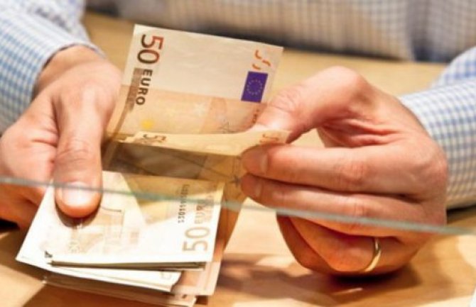 Minimalna zarada da bude 60% prosječne, oko 314 eura