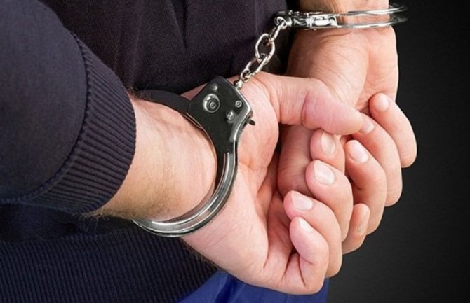 Crnogorac uhapšen sa dva kilograma heroina u Beču