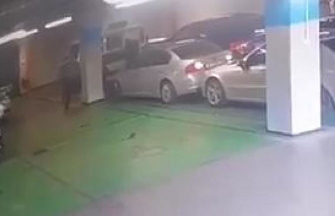 Neuspjela krađa auta u Tuzli (VIDEO)