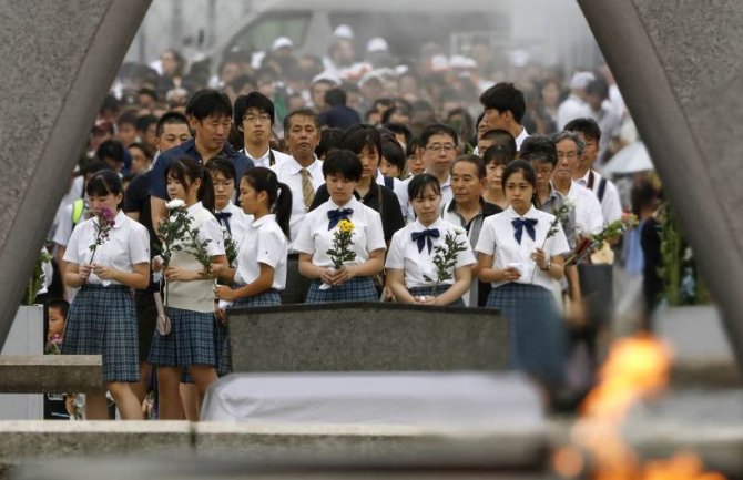 Hirošima obilježila 74. godišnjicu američkog napada atomskom bombom,  poziv liderima da očuvaju svijet bez atomskog naoružanja