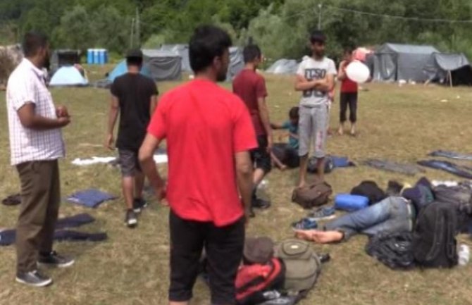Sukobili se migranti u Bihaću, koristili sjekire i letve