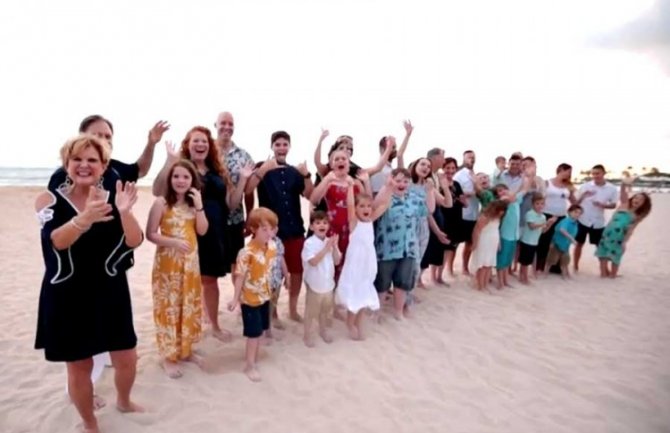 Prikupio milion milja i 33-članu porodicu odveo na besplatno putovanje na Havaje