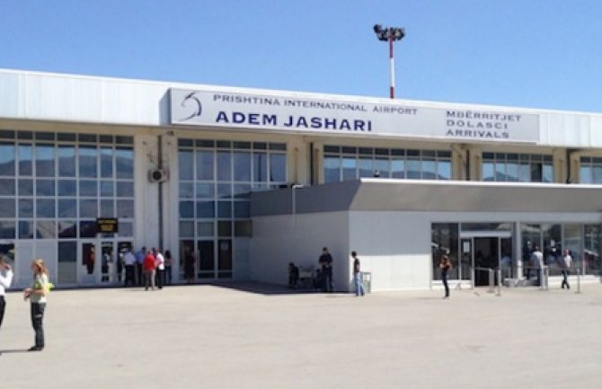 Štrajk radnika na aerodromu u Prištini