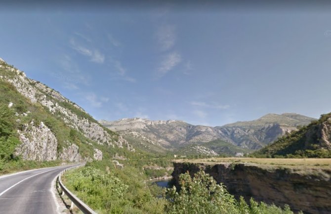 Udes na putu Podgorica-Kolašin, saobraćaj obustavljen: Poginuo motociklista