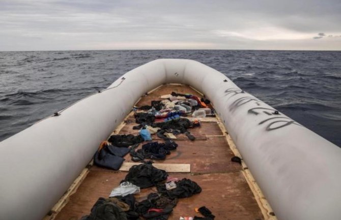U brodolomu stradalo 40, a spaseno 60 migranata