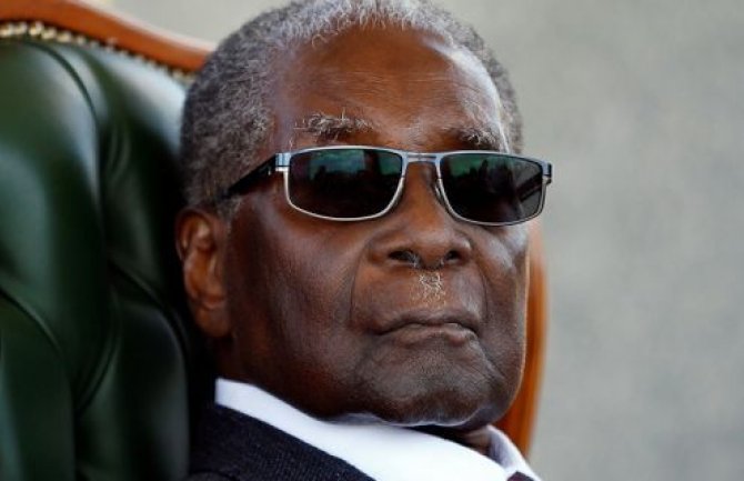 Mugabe proglašen nacionalnim herojem