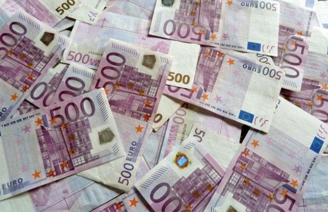 Na ime jednokratne pomoći isplatili 392.000 eura za sedam mjeseci