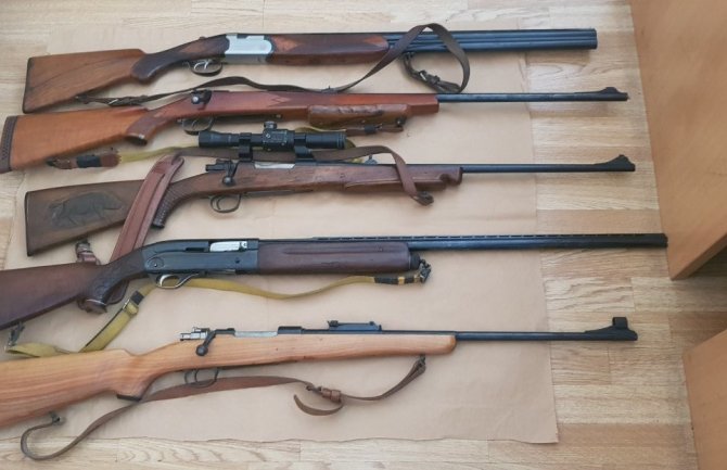 Oduzeto oružje u Podgorici i Baru, uhapšen Podgoričanin