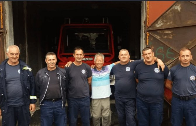 Penzionisani vatrogasac iz Južne Koreje posjetio kolege u Pljevljima(FOTO)