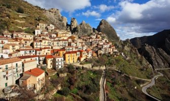 Region Molize u južnoj Italiji daje 25.000 eura doseljenicima, uslov da započnu neki posao