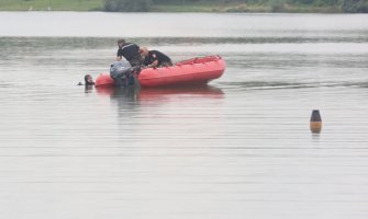 Tragedija kod Kruševca: Utopio se vatrogasac u jezeru Ćelije