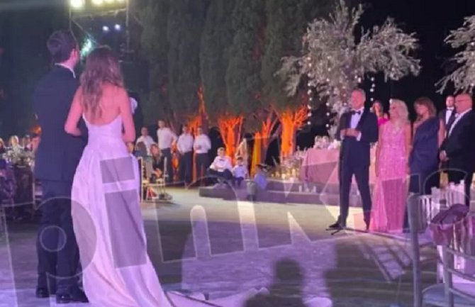 Ovo su gosti na svadbenom veselju mahom poželjeli Milu Đukanoviću 