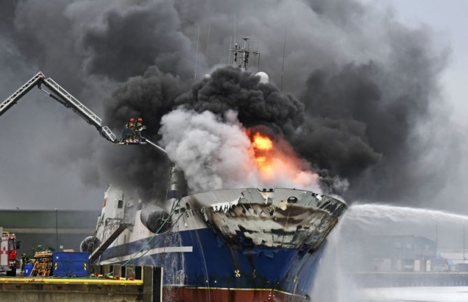 Norveška: Gori 200.000 litara benzina i amonijaka na ruskom brodu, naređena evakuacija