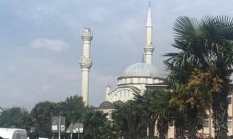Zemljotres u Istanbulu: Srušila se munara džamije(VIDEO)