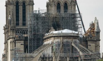 Francuski milijarder dao 100 miliona eura za obnovu Notr Dama